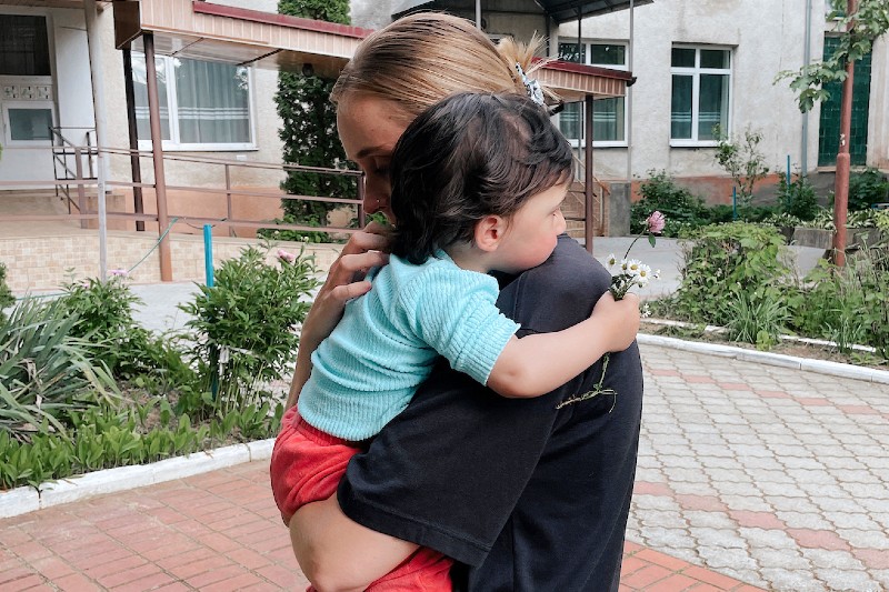 UCM Graduate Shares Her Story of Working With Orphans in Ukraine