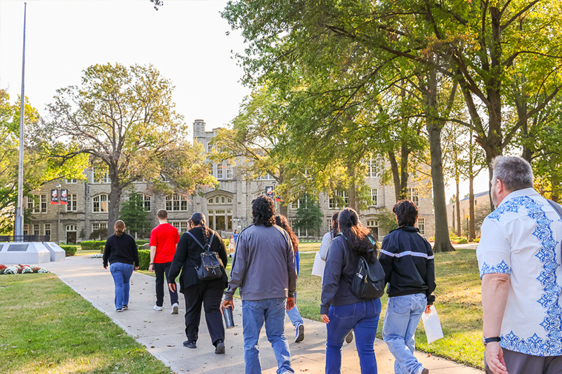 Students walking on the UCM quad