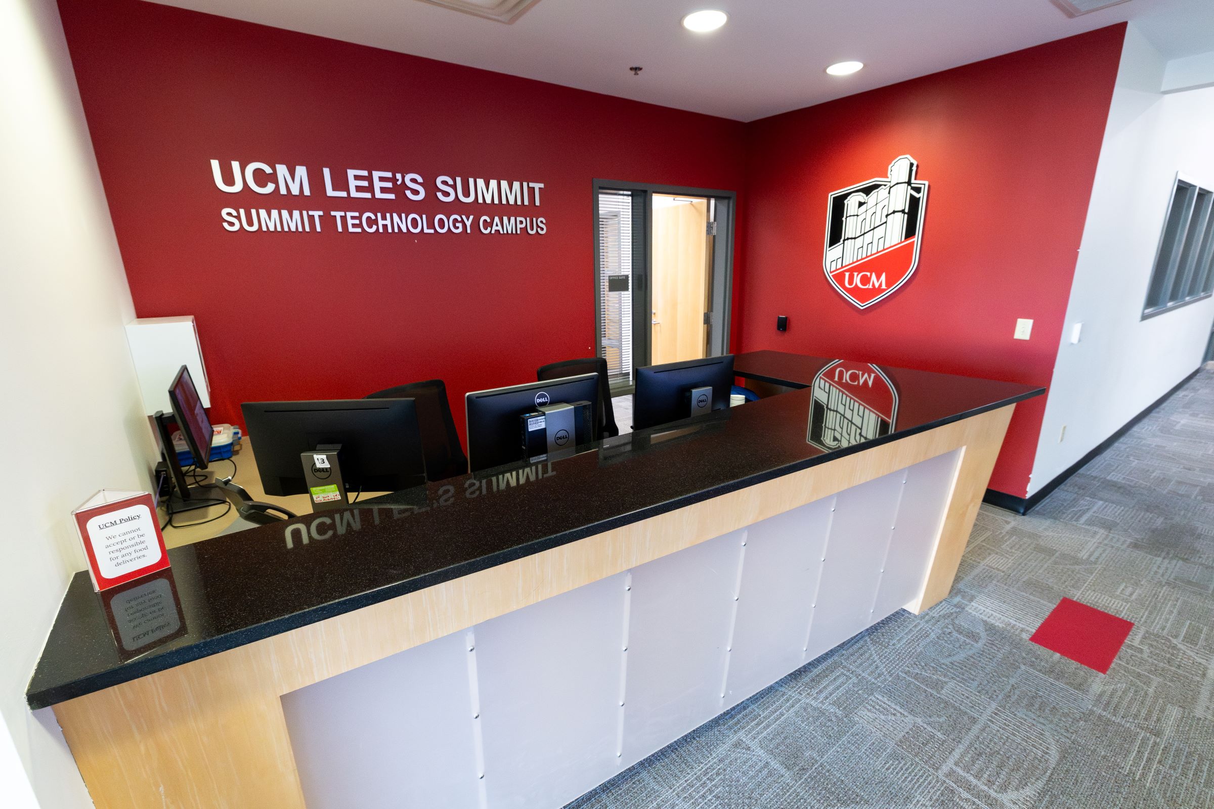 Reception desk at STC