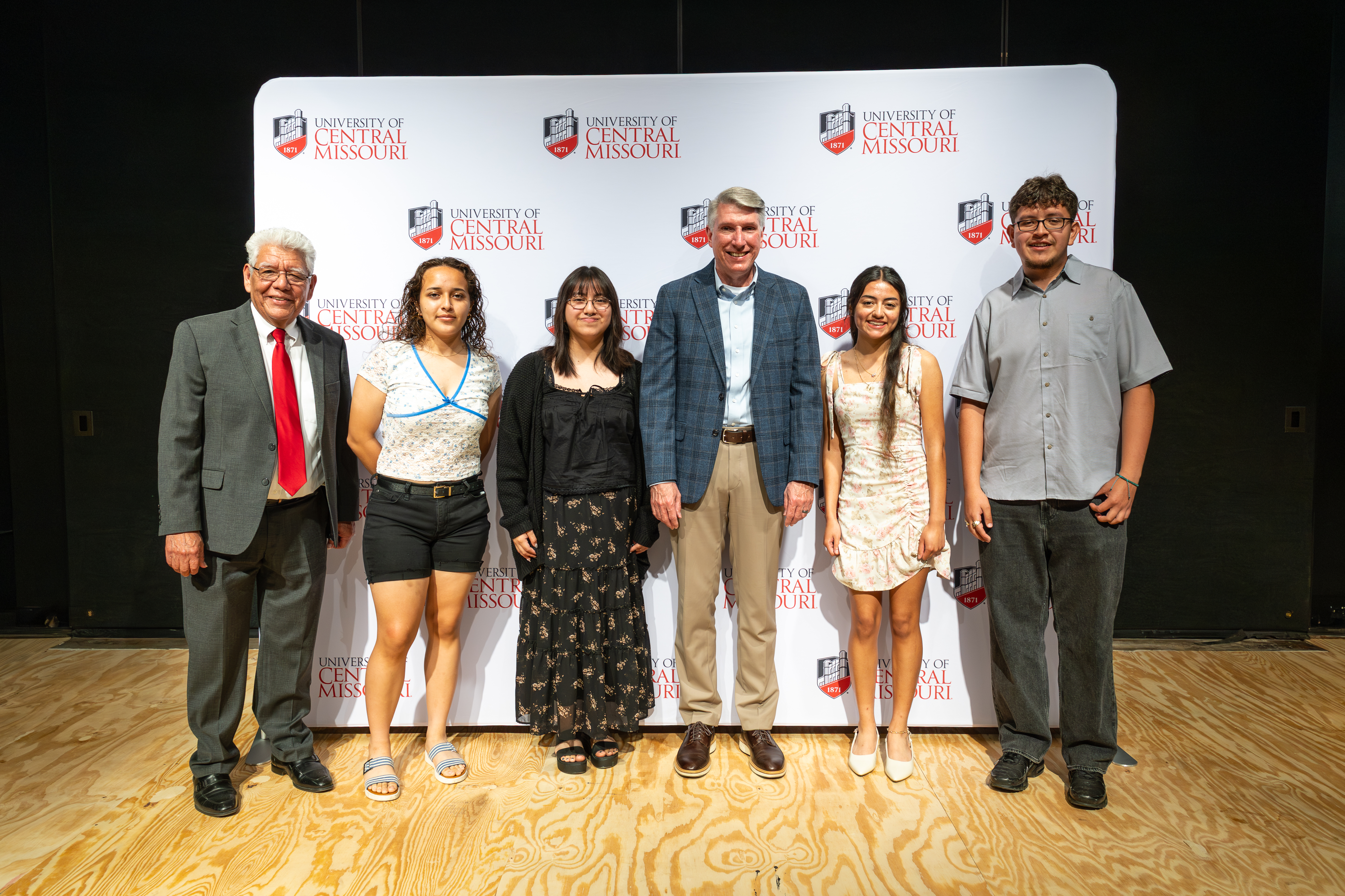 UCM Heritage Scholarship Recipients with Joe Arce and UCm President Roger Best.
