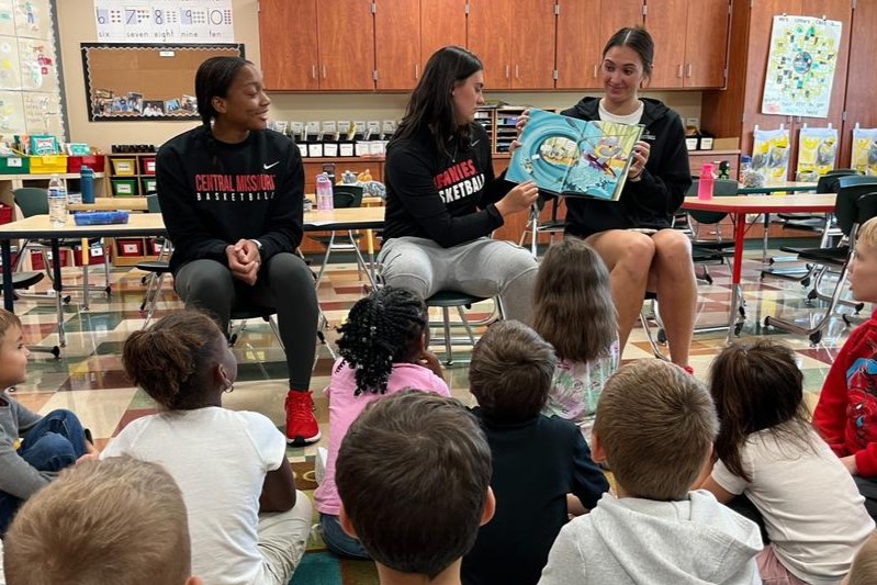 ucm-athletics-literacy-team