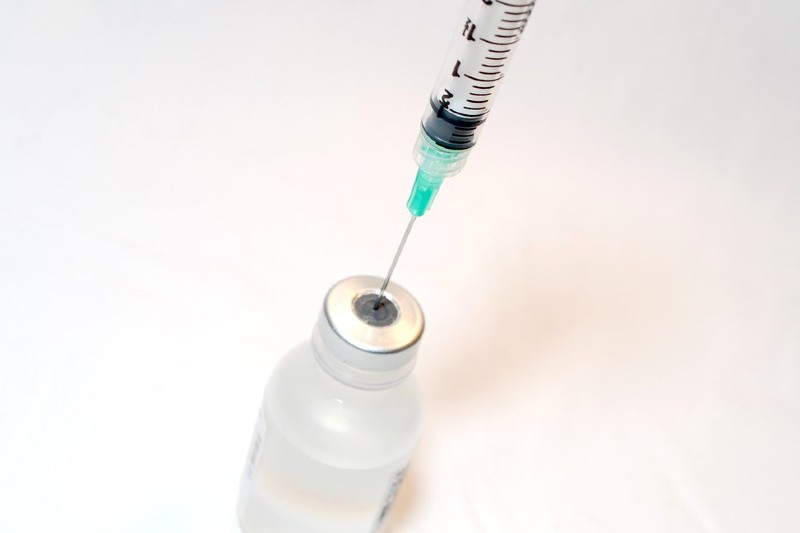 Vaccine Syringe