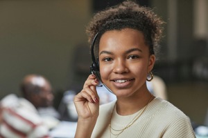 Workforce student at call center