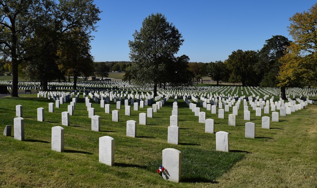 Grave stones at Fort Scott